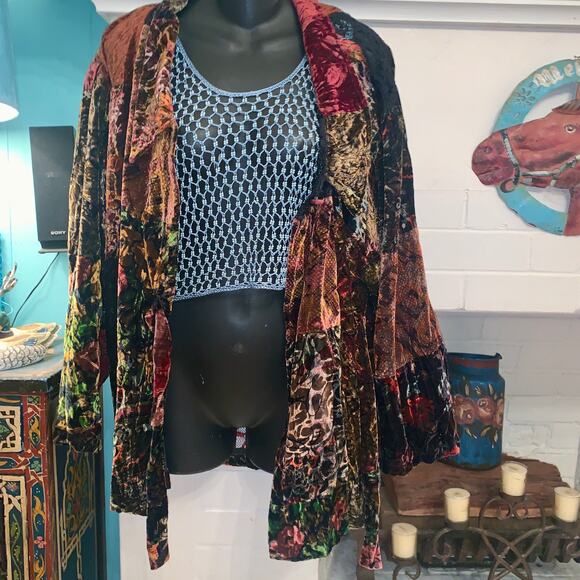 VINTAGE 90's UNWORN PATCHWORK SILK BLEND VELVET LACE JACKET BY ALEXANDER BROWN - Picture 2 of 6